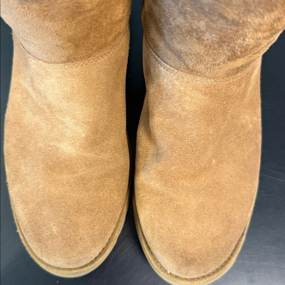 UGG Classic Tall Boots Chestnut Suede Sheepskin Women’s Size 6 NWOB Cozy Winter